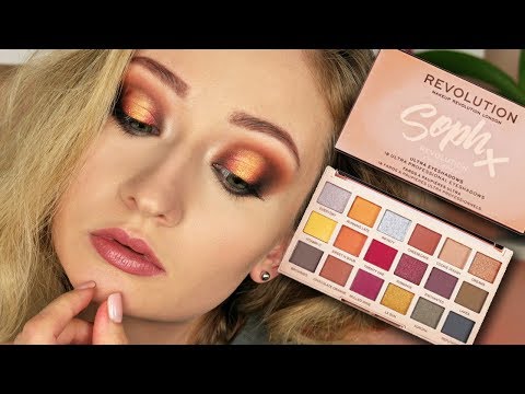 Видео: MAKEUP REVOLUTION Soph X | ОБЗОР ВСЕЙ КОЛЛЕКЦИИ