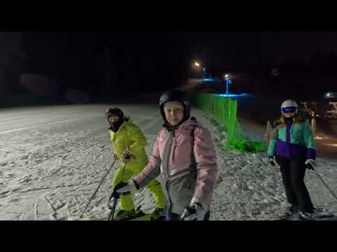 Видео: Манжерок 3 марта.  Фрагменты вечернего катания