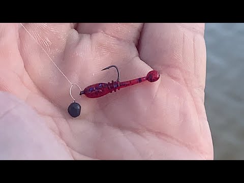 Видео: Испытание одноухой мормышки, сделанной из водопроводного шланга