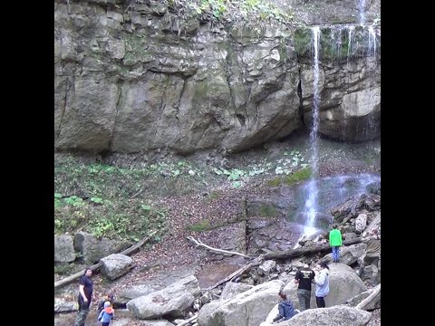 Видео: Водопад, озеро и поломка крокодила.