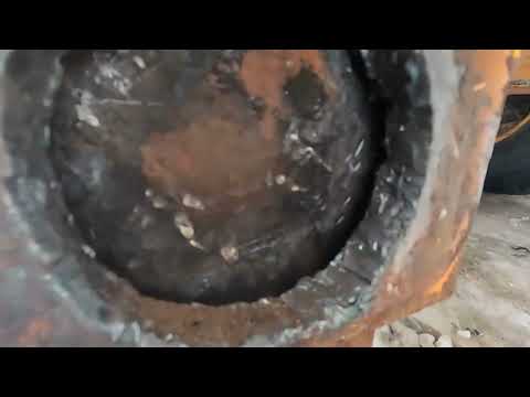 Видео: jcb. Восстановление резьбы аутригера