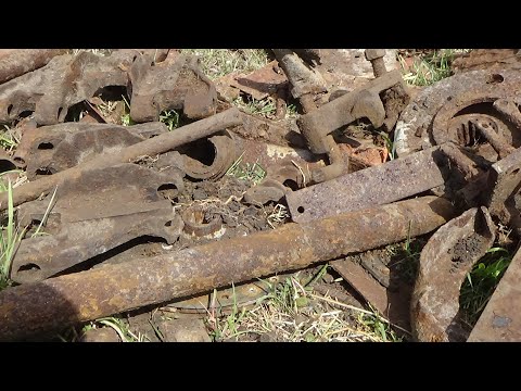 Видео: МЕТАЛЛ В ЦЕНТРЕ ДЕРЕВНИ. НАБИЛ ПОЛНЫЙ ПРИЦЕП. КОП ОНЛАЙН.