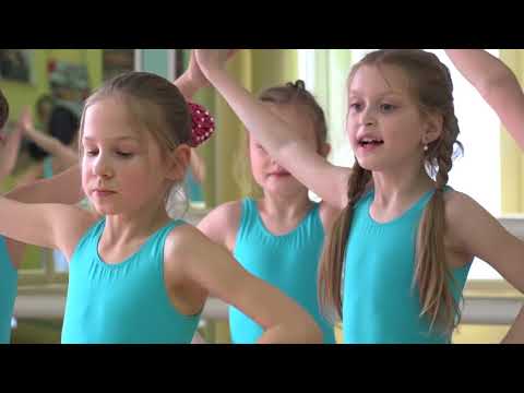 Видео: Хореографический ансамбль "Мозаика" - 80 лет