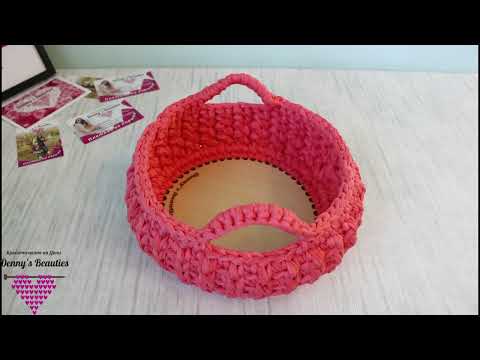 Видео: Как да си изплетете дръжки на панер или чанта на една кука / How to crochet basket or bag handles