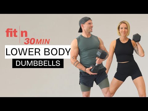 Видео: Fit in 30: Тренировка нижней части тела с гантелями | Квадрицепсы и бицепсы бедра (30 минут)