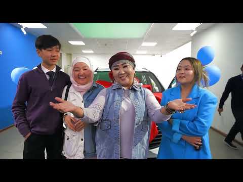 Видео: Құрманай әкесіне автокөлік сыйлады