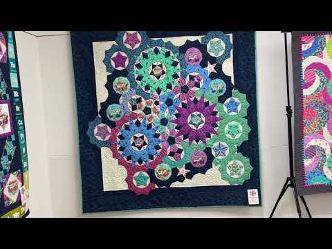 Видео: В магазине: Tour Tula Pink Quilts