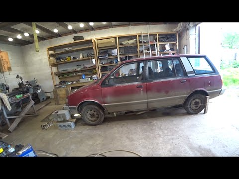 Видео: Регулирую схождение дедовским способом на старом авто. Ремонт Mitsubishi chariot 1 поколения.