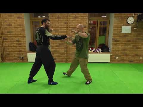 Видео: Нож как "жулик" - пластунская наука \ СТОД