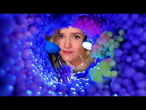 Видео: [АСМР] Достаю ЧТО-ТО из ТВОИХ УШЕЙ👂🏻 ASMR Ears cleaning
