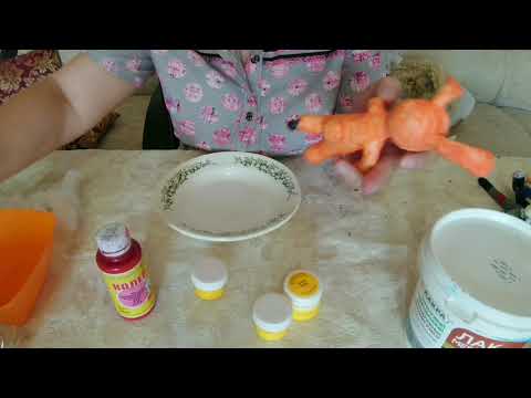 Видео: Ватная игрушка зайка в пушистой шубке. Работа синтепоном. Мастер класс.