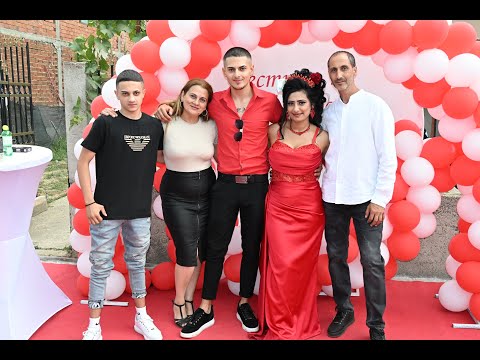 Видео: Честито На Пепи & Деси - Гр.Ихтиман 2025 Studio Angel
