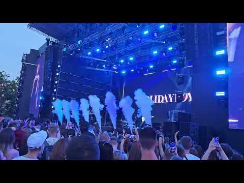 Видео: Xolidayboy- Твой Романс MTS Live Summer 30.06.2024