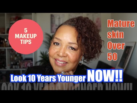 Видео: 5 советов по макияжу, чтобы выглядеть на 10 лет моложе! Давайте займёмся макияжем | Зрелая кожа п...