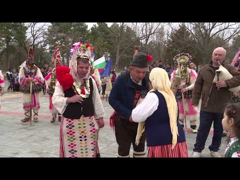 Видео: Маскарадни игри-Трапоклово 2017