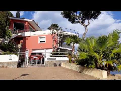 Видео: Бланес, Коста Брава. Зленский и его вилла.