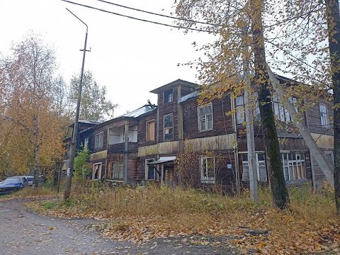 Видео: Мрачная заброшка на Сульфате   одна квартира полна вещей