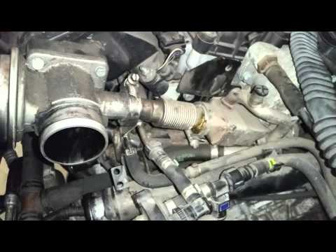 Видео: Как снять коробку лэндведровер freelander? Часть 1