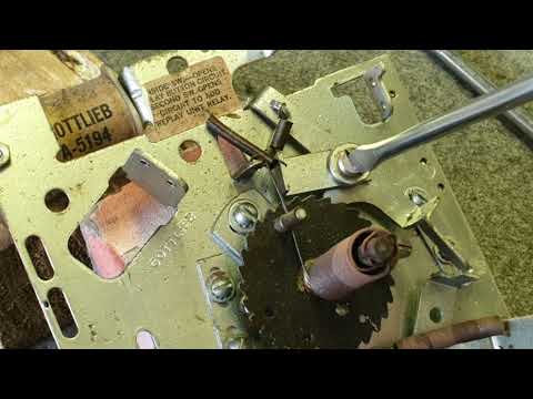 Видео: Техническое обслуживание и настройка блока воспроизведения Gottlieb