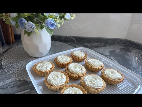 Видео: Корзиночки из песочного теста. Баноффи пай. Пирожное. Рецепт песочного теста. Корзинки с кремом.