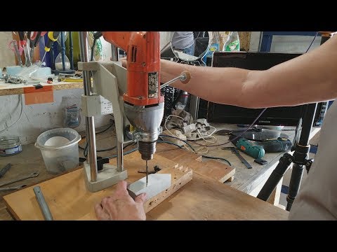 Видео: Дрель плюс фото увеличитель - получаем станочек. DIY.