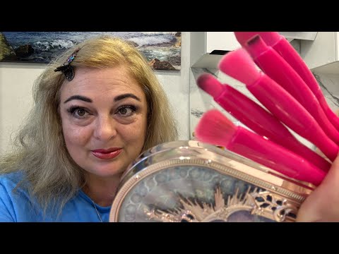 Видео: Влог с юга🐬Макияж не хуже чем у Гоар😂Тестируем новую палетку теней/ Готовка/ Уборка/ мои выходные 
