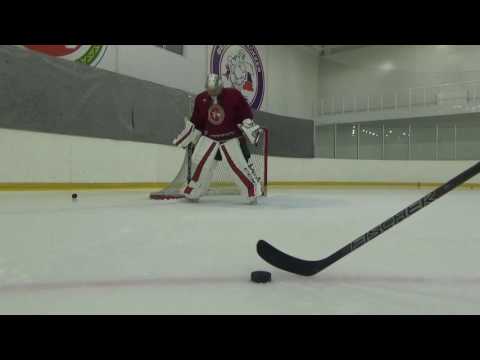 Видео: ловля шайбы с ближнего пятака с наклоном корпуса.