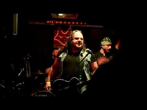 Видео: 04.11.2023 Abysslooker (кафе Black fox, Саранск)