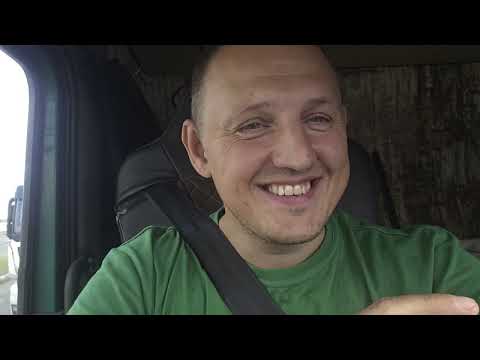 Видео: Доехал до Екатеринбурга.Осень прекрасна.Опять встретил хороших людей #пареньизпитера 