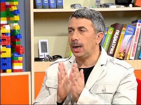 Видео: Чем нужно подмывать девочек и как часто? - Доктор Комаровский