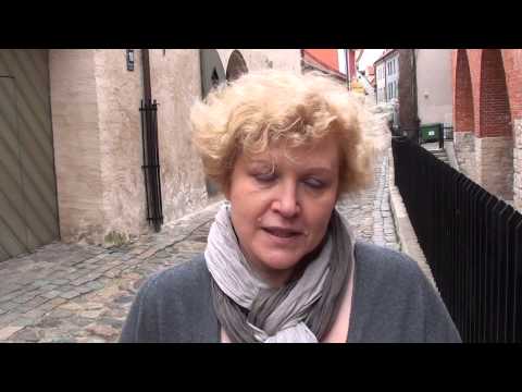 Видео: Как ответить на иронию и издевательский тон