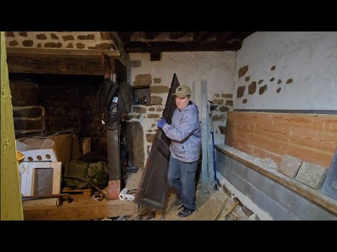 Видео: Ремонт коттеджа начинается снова: давайте наведем порядок!