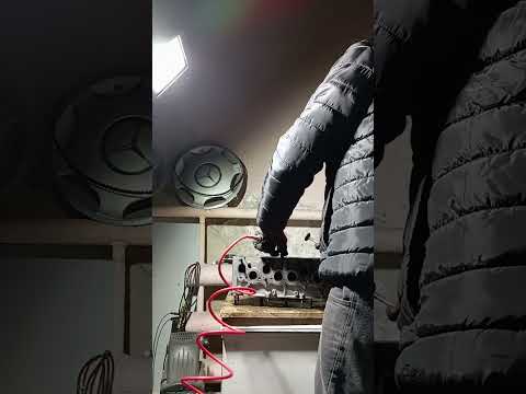 Видео: Ремонт ГБЦ на коленке двигатель FR Фольксваген  Джетта МК1 #automobile #гбц 