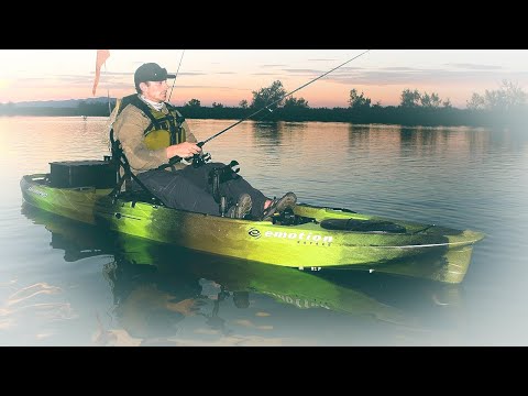 Видео: СПУСТИЛ КАЯК НА ВОДУ СТАВЛЮ КОСЫНКИ, РЫБАЛКА, НАСЛАЖДАЮСЬ ПРИРОДОЙ