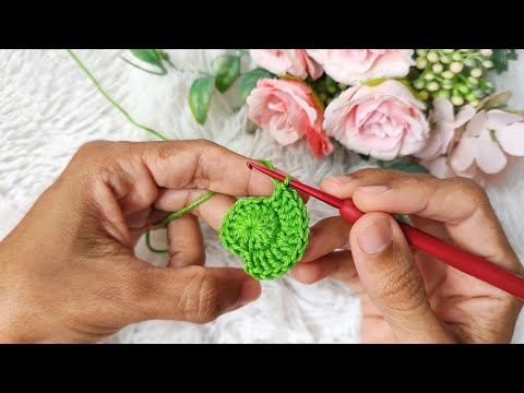 Видео: Идеальное вязаное крючком лакомство для любителей фильма «Корпорация монстров» 💸💰 (субтитры)