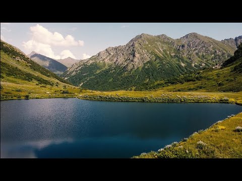 Видео: Одним днем Бзерпинский карниз/Озерная Долина Дзитаку/Нашли огромный ледник в Августе.