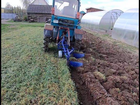 Видео: Первая ПАХОТА на РЕСТАЙЛИНГОВОМ тракторе