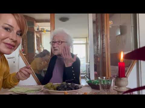 Видео: Баба Дора за телевизиите, водещите и нещата от живота