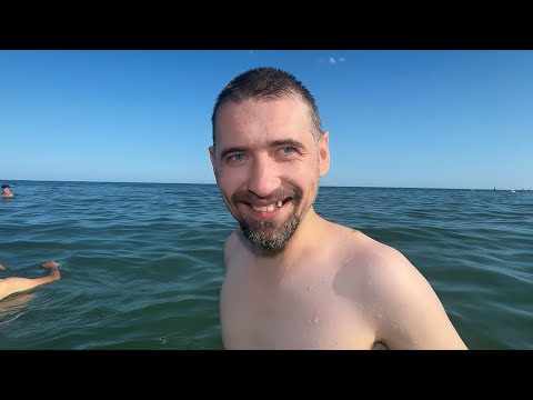 Видео: КОЧЕГАР ПЕРШИЙ РАЗ НА МОРІ! / МЕДУЗИ В ШОЦІ! / РУМ-ТУР!