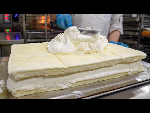 Видео: Молочный ароматный торт, молочный блок - Корейская уличная еда