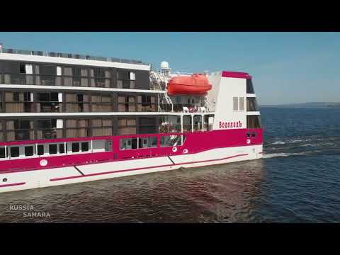 Видео: Теплоход "Мустай Карим" / Волжские просторы / река Волга / август 2022 г./ город Самара / Russia
