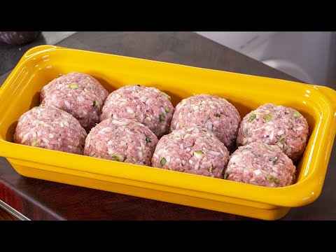 Видео: Как сделать Ленивые Голубцы Вкуснее. Просто добавил этот соус и поставил в духовку.