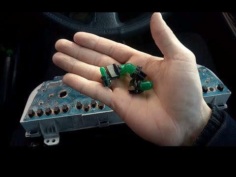 Видео: Замена лампочек в панели приборов на тойота карина