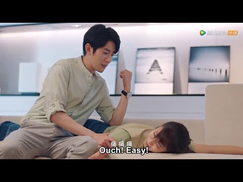 Видео: Золушка пострадала от чрезмерных движений в постели, и генеральный директор сделал ей массаж