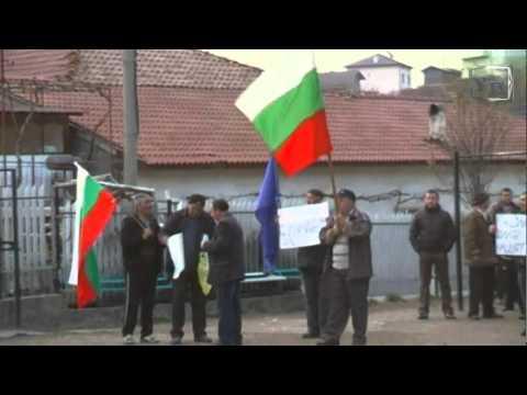 Видео: Брезница   протеста продължава