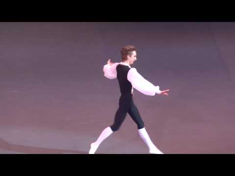 Видео: 31.05.2021Выпускной концерт МГАХ. Иван Сорокин и София Маймула