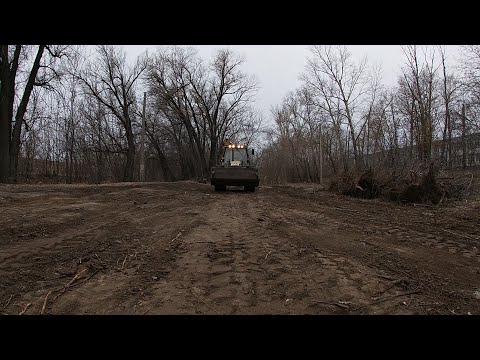 Видео: Как избавиться от пней и выровнять территорию
