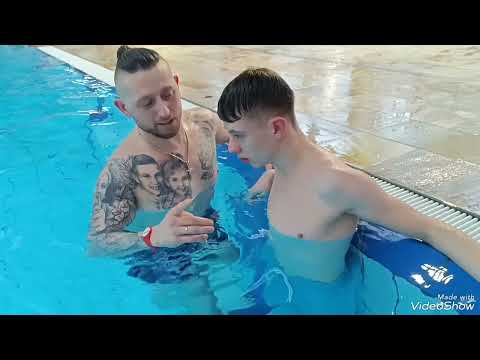 Видео: Плавать с ДЦП !
