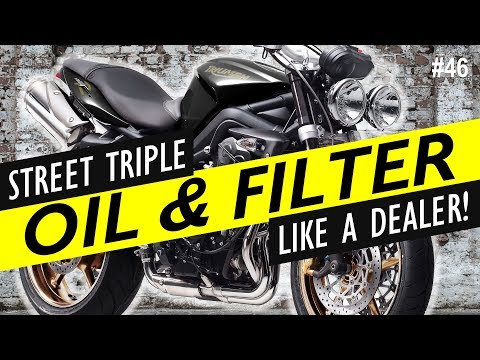 Видео: Замена масла Triumph Street Triple 675