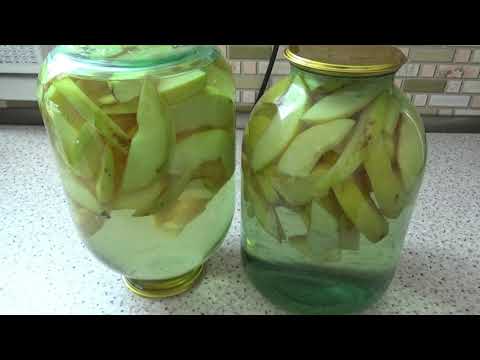 Видео: Компот из айвы на зиму//Самый простой рецепт//Самый вкусный)))